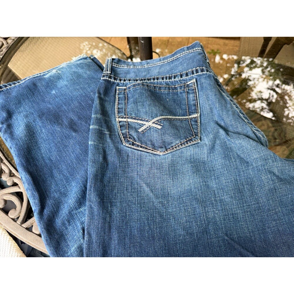 BKE Men's 40 Blue Medium Wash Stretch Denim Bootcut Mid Rise 5-Pocket Jeans